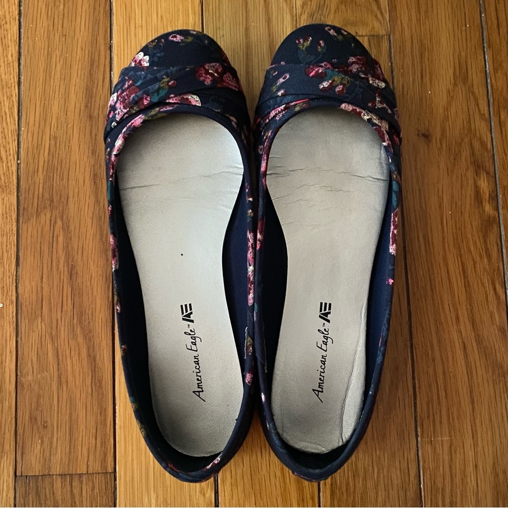 2 PAIRS - BLACK & BLUE FLORAL FLATS - AMERICAN EAGLE